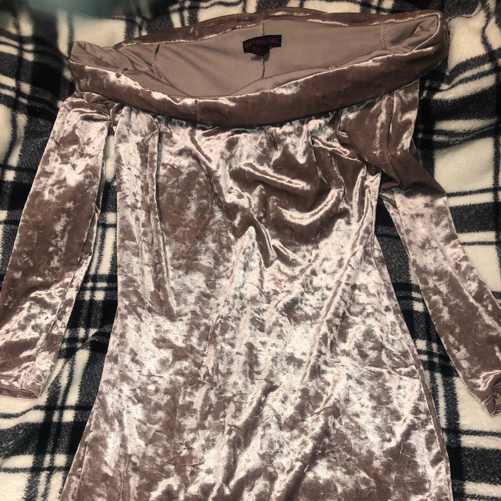 Rose gold velvet off the shoulders dress